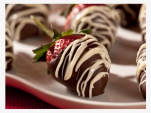 Chocolate Covered Stawberries - Strawberry With Chocolate Sauce #1054514