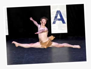 “in The Spotlight” - Performance #1097555