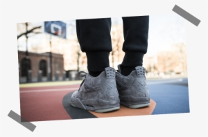 Glow In The Dark With Kaws Air Jordans - Jordan 4 Kaws Black On Feet #1157841