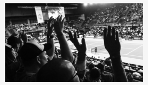 Presentation - Crowd #1270159 Presentation - Crowd #1270159