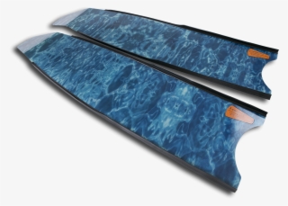 Aletas De Fibra De Vidrio #1535503