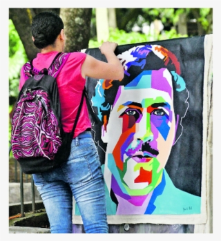Pinturas Sobre Escobar En Un Parque En Medellín - Painting #1790480