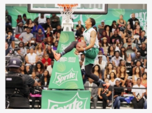 Includes Chris Brown, Snoop Dogg, The Game, Meek Mill, - Sprite Soda Pop Zaxby's Kelly Green Promo Adult T Shirt #1815449