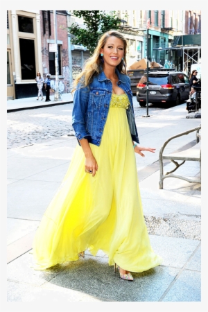 El Outfit Mom To Be Blake Lively - Blake Lively Style #1836313