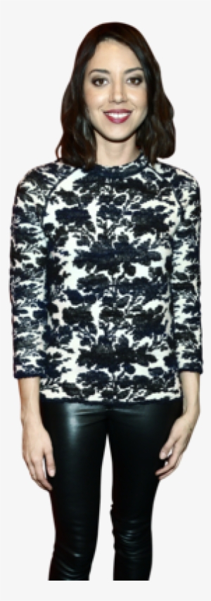 Aubrey Plaza On Her Sundance Zombie Movie, Life After - Life After Beth #1912875