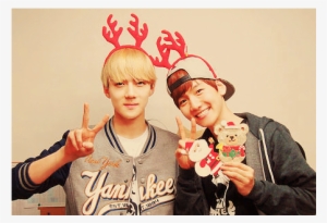 Baekhyun, Byun Baekhyun, Exo, Exo-k, Oh Sehun, Sehun - Christmas Kpop #1914072