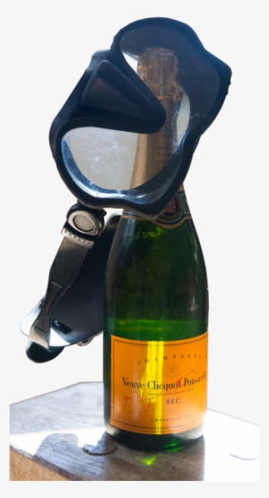 Champagne To Be Stored On The Bottom Of The Baltic - Glass Bottle #201285 Champagne To Be Stored On The Bottom Of The Baltic - Glass Bottle #201285