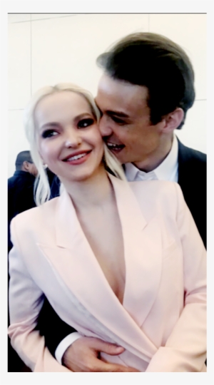Dove Cameron Dovecameronedit Thomas Doherty Thomasdohertyedit - Formal Wear #2036455