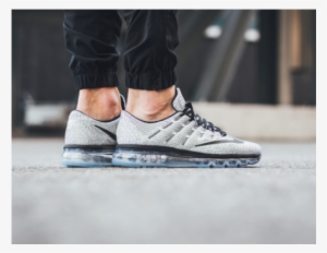 Running Shoe #2280630