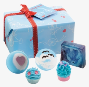 Bomb Cosmetics Gift Set Free Spirit #2337604