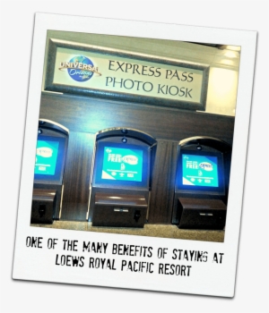 Universal Studios Express Pass Kiosk Guest Perk - Universal Orlando #2437026