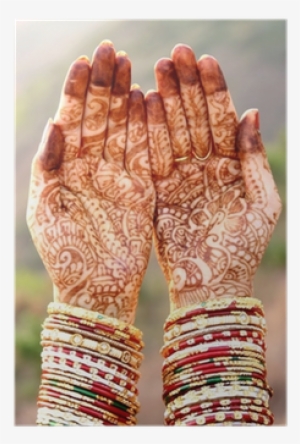 Henna Hands And Bangles - Wedding #2541029