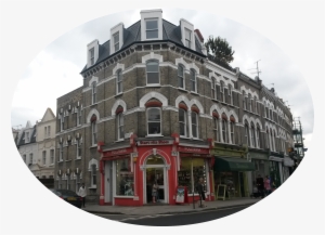 Pretensions To Ladyhood Begin With A Girl's First Steps - Apartment #2997016