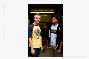 Cliff Boan On The Left Next To Guitar Player Adrian - Boy #3030037