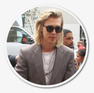 Bio, About, Facts, Family, Relationship - San Diego #3250559