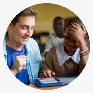 Tad Hills Reading With A Girl In Ghana - Ghana #3252033