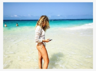 Chloë Grace Moretz En Maillot De Bain Lors De Ses Vacances - Chloé Grace Moretz Sexy #3409566