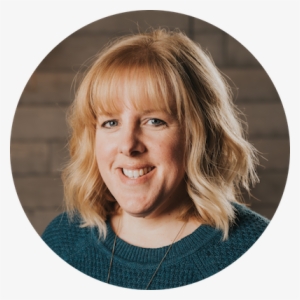 Headshot Of Pastor Suzi Soares - Liquid #3416537