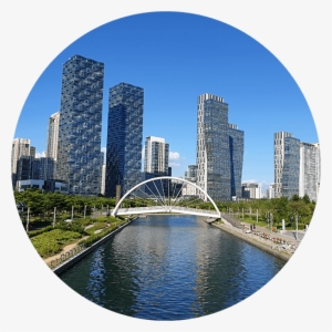 A Brightly Lit But Sharp Photo Demonstrating F2 - F1 5 Vs F2 4 #3445423