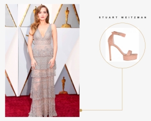 Al Igual Que Zoey, Acompaña Tu Vestido Con Unos Stuart - Oscars 2018 Red Carpet #3446847
