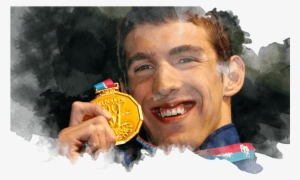 04 Michael Phelps Con Una Medalla De Oro Tras Batir - Question #3456770