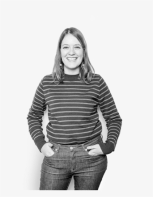 Outside Of Work, You Can Find Hanna Travelling The - Girl #3849764