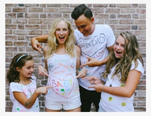 C'est Avec Cette Photo Réalisée Par Leur Amie Rachel - Vampire Diaries Caroline Gravida #396120