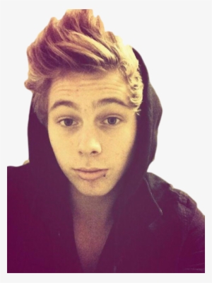 Ashton Irwin Transpare - Luke Hemmings Lip Piercing #3962169
