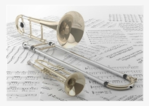 Trombón Y Trompeta Sobre Partituras 2 Poster • Pixers® - Trompetas Y Trombones #3966380