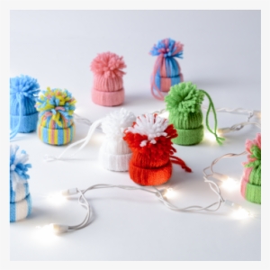 Pom-pom Hat Ornament - Cut Flowers #4000555