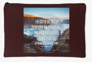 La Gota De Agua Perfora La Roca, No Por Su Fuerza, - Gente No Es Pobre Por Como Vive #4051766