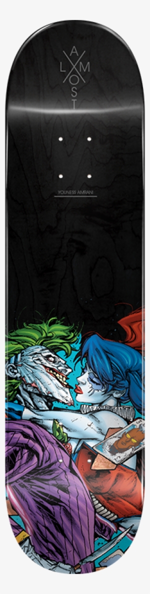 Youness Kiss Thumb Copy #417753