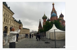 Pm Lee Kicks Off Russia Working Trip By Meeting Singaporean - Saint Basil's Cathedral #4234966
