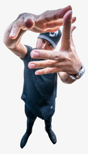 Starting In Miami, Then To Hong Kong Via Spain, Mauricius, - Biography #4264400