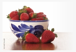 This Season, Experience The Strawberry Harvest To The - Strawberry #4273116