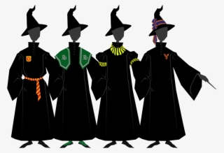 These Items Would Be Available At Diagon Alley And - Harry Potter Robes Book #4728496