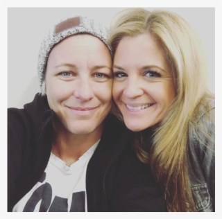 Abby Wambach Se Fiance Avec Glennon Doyle Melton, À - Abby Wambach #4867705