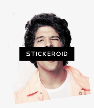 Tyler Posey - Office #4911173