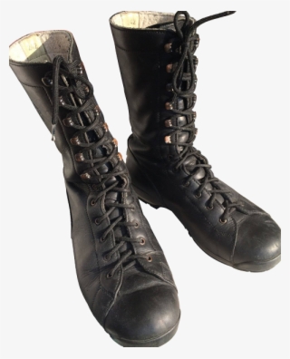 Usually Black "vibram" Label On The Sole Is Used For - Work Boots #5199946