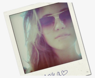 A Bohemian Affair Part - Window #5259021