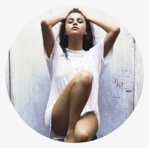 1oyqtfl - Selena Gomez 2016 Album Cover #549745