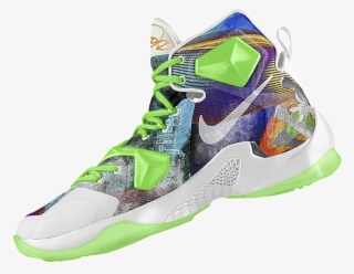 Basketball Shoe #5520181