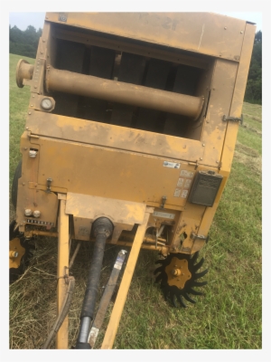 Fescue Round Bales - Isuzu Forward #570169