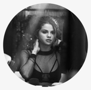 Worldwide Units Estimation » - Selena Gomez The Heart Wants What It Wants Clothes #576618