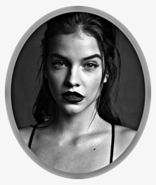 Ｂａｒｂａｒａ Ｐａｌｖｉｎ - Barbara Palvin Düz Saç #5707833