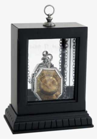 This Locket Is A Replica Of The One Found By Albus - Harry Potter Locket From The Cave #5786451