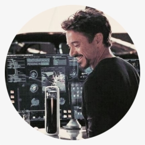 Visit - Iron Man Tony Stark Smiling #618551