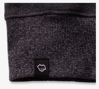 Previous - Woolen #6227569