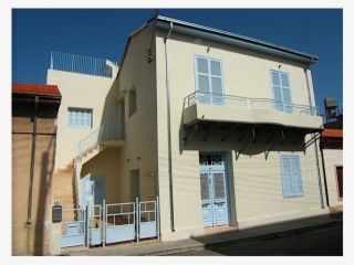Restored House In Old Town Near Beach #6615809