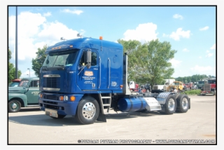 Freightliner Logo Png #6780231